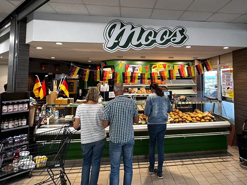 Bäckerei Moos - EDEKA Lindenholzhausen